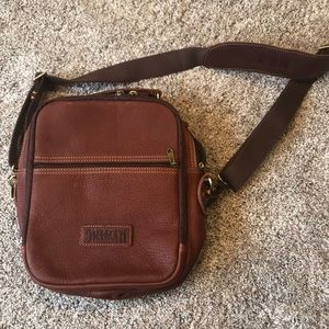 Duluth trading company messenger/travel bag